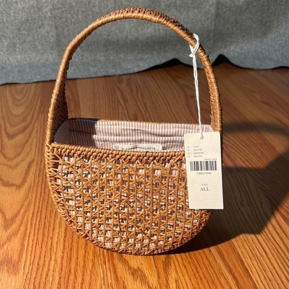 Anthropologie Bali Rattan Clutch. NWT